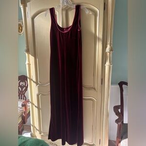 Elegant Burgundy Wear Rampage Velvet tank Maxi Dress fabulous stretch comfy L
